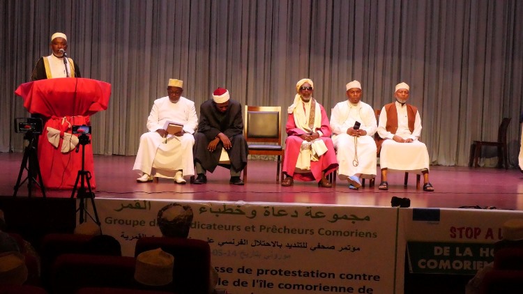 Les prédicateurs religieux s’indignent